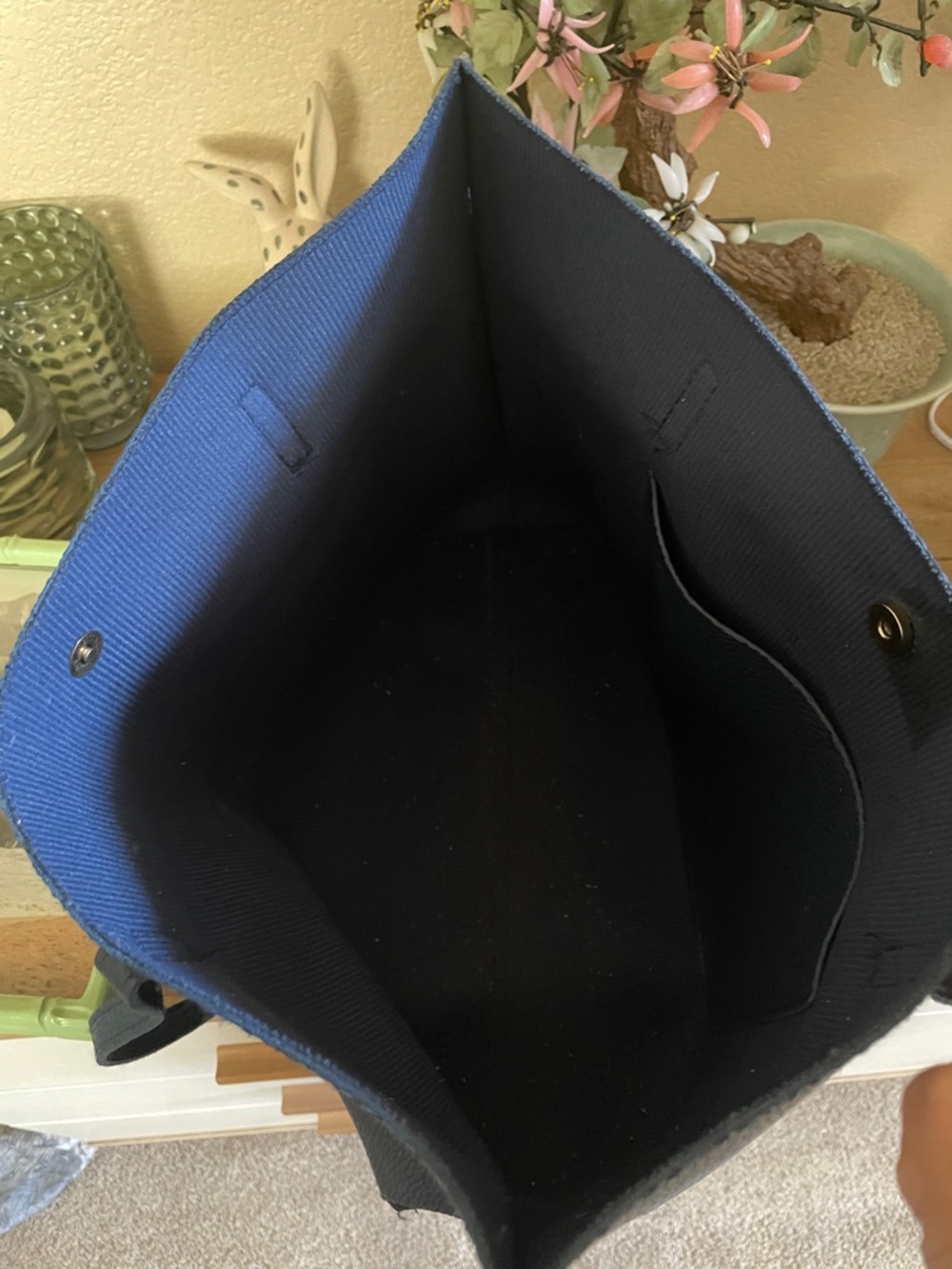 Navy Blue Leather-Textured Tote Bag with Tassel - Picture 5 of 5